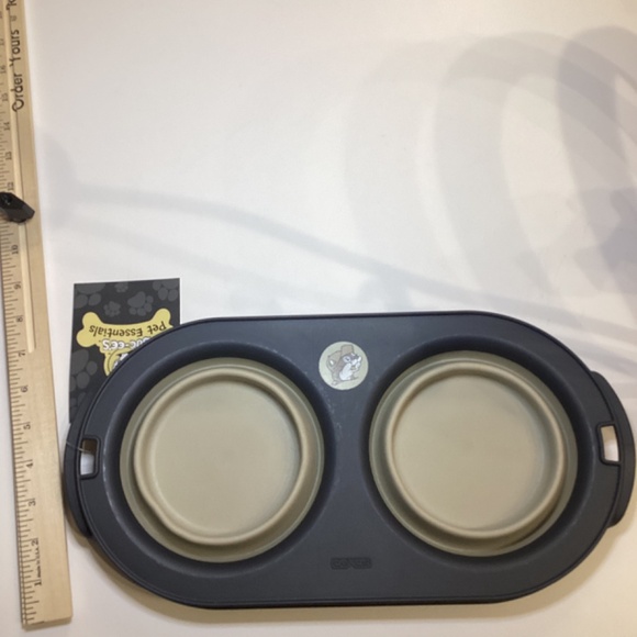 Buc-ee’s Collapsible Travel Dog Food & Water Bowl Medium Size Silicone Plastic - Picture 3 of 6